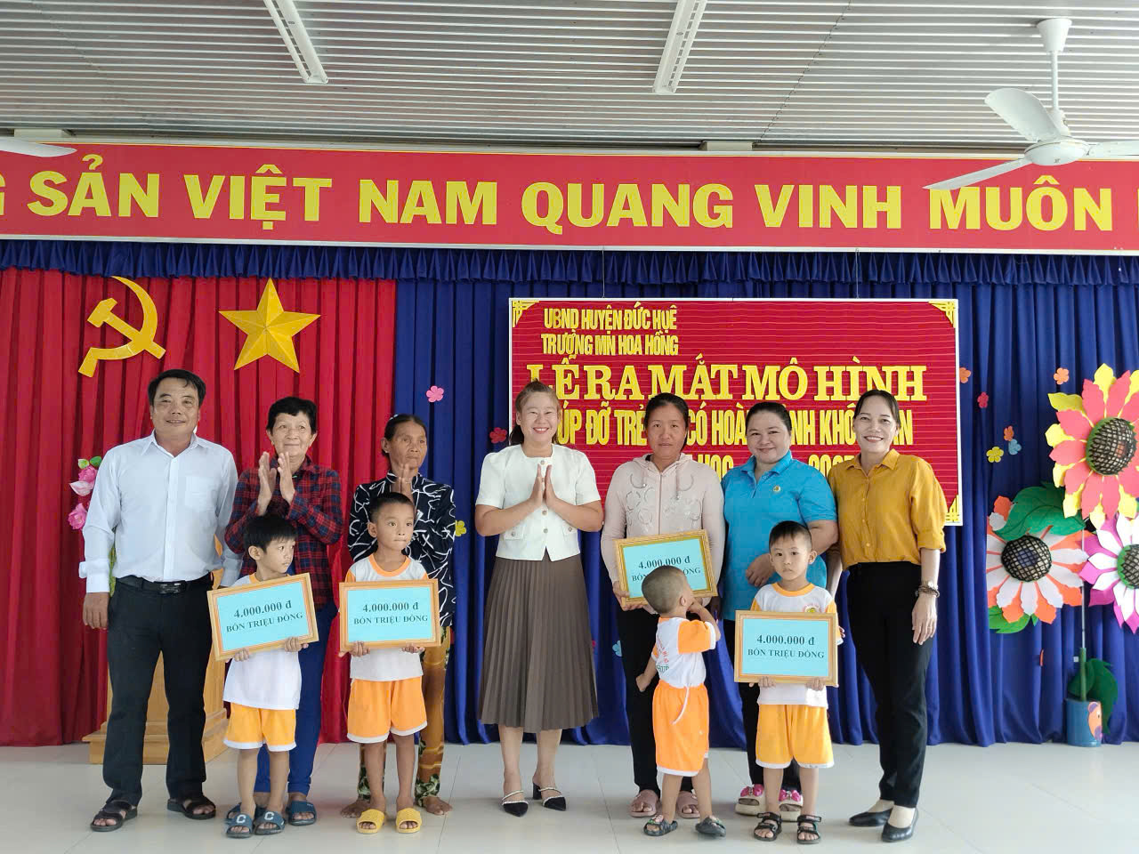 TRƯỜNG MẦM NON HOA HỒNG TỔ CHỨC LỄ RA MẮT GIÚP ĐỠ TRẺ EM CÓ HOÀN CẢNH KHÓ KHĂN-NĂM HỌC: 2024-2025