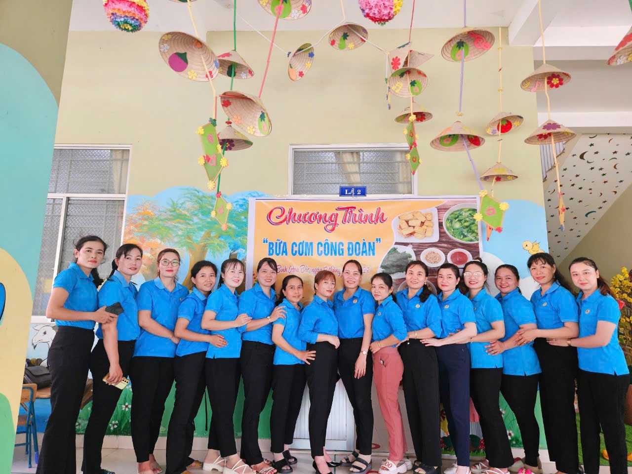BỮA CƠM CÔNG ĐOÀN- NĂM 2024